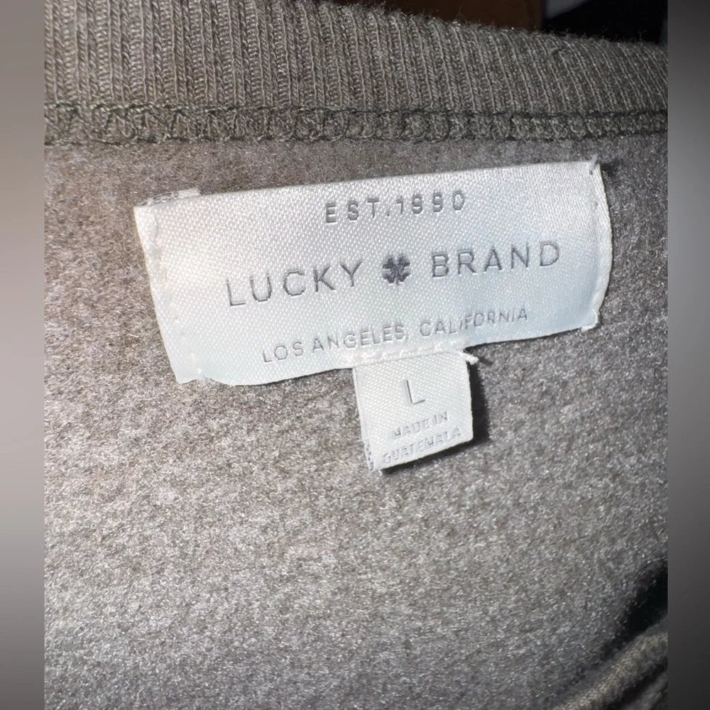 LUCKY BRAND KIZZ NORTH AMERICAN TOUR 79 CAMO SWEATSHIRT WOMEN'S L - Picture 4 of 5